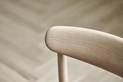 Chaise en chêne huilé blanchi Merge - Bolia