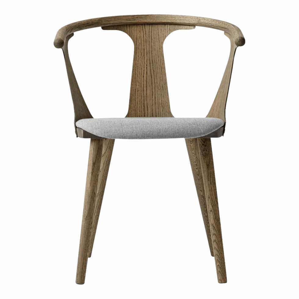 Chaise en chêne laqué foncé et tissu gris SK2 In Between - &tradition