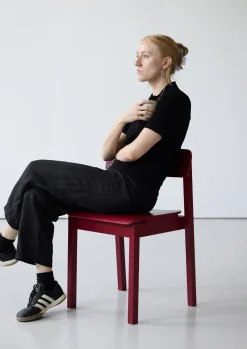 Chaise en chêne rouge 75x41x45cm Everyday - Moebe