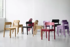 Chaise en chêne rouge 75x41x45cm Everyday - Moebe
