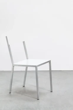 Chaise en métal blanc 52x39x80cm - valerie_objects