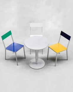 Chaise en métal jaune et bleu 52x39x80cm - valerie_objects