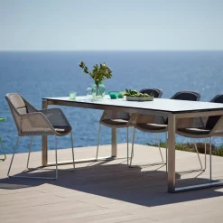 Chaise grise avec coussin écru Breeze - Cane-Line