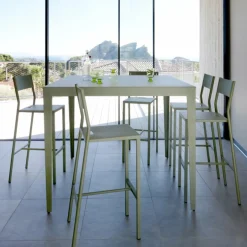 Chaise haute en acier mat olive 110 cm Take - Matière Grise