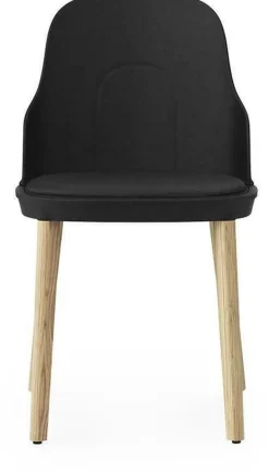 Chaise à l'assise en cuir noir et au pietement en chêne Allez noir - Normann Copenhagen