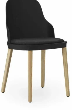 Chaise à l'assise en tissu noir MLF et au piètement en chêne Allez noir - Normann Copenhagen