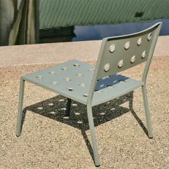 Chaise lounge de jardin en acier anthracite Balcony - HAY