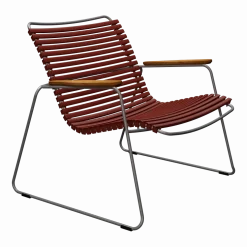 Chaise lounge en métal et plastique rouge avec accoudoirs en bambou Click - Houe