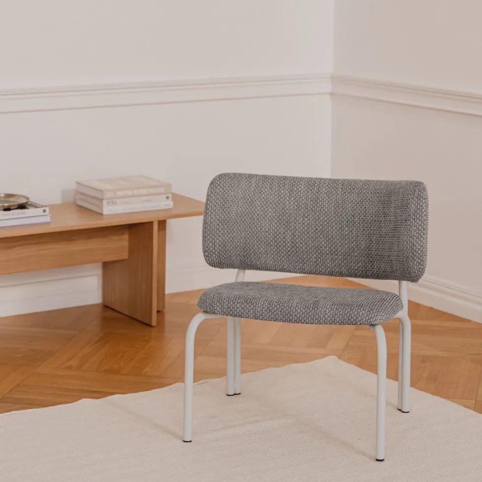 Chaise lounge en tissu mélangé noir et gris 74x66cm Kei - Noo.ma