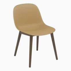 Chaise ochre piétement en chêne marron Fiber - Muuto
