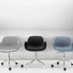 Chaise pivotante noir Swivel Norman Copenhagen noir - Normann Copenhagen
