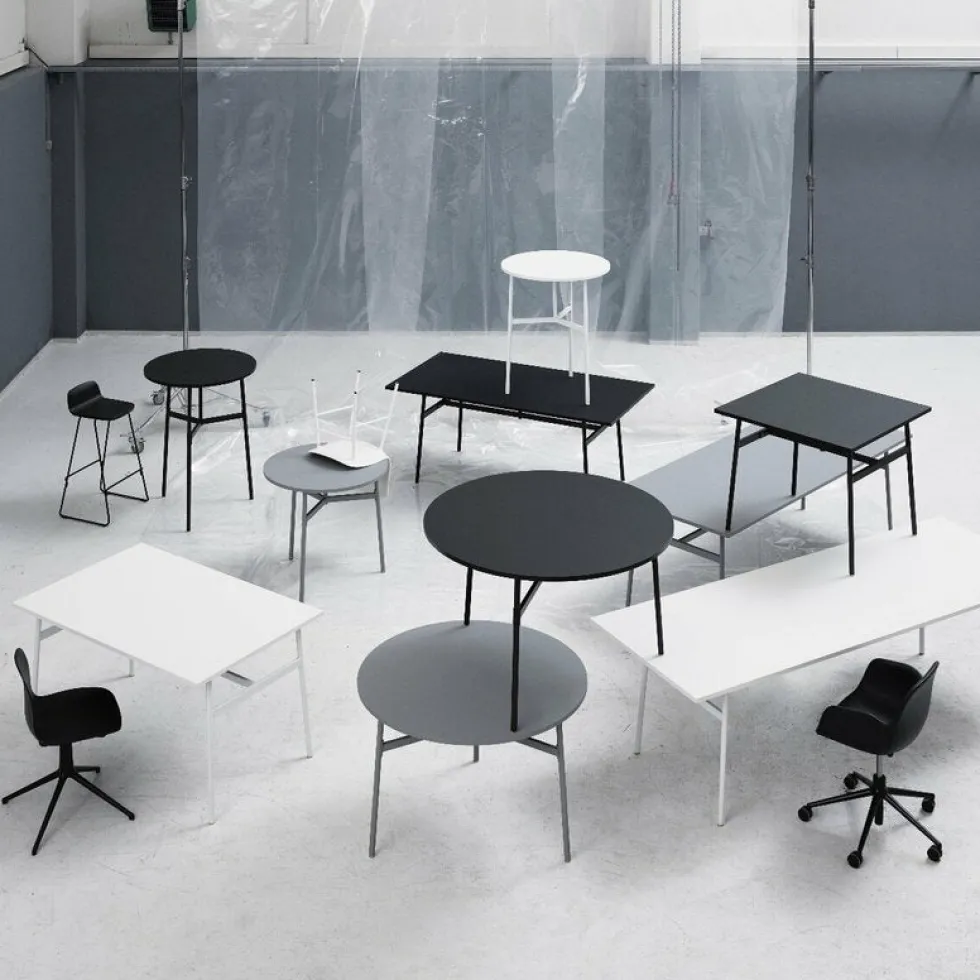 Chaise pivotante noir Swivel Norman Copenhagen noir - Normann Copenhagen