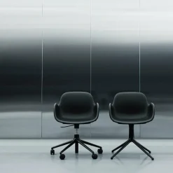 Chaise pivotante noir Swivel Norman Copenhagen noir - Normann Copenhagen
