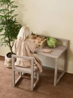 Chaise pour enfant en bois de frêne beige Little Architect - Ferm Living