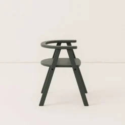 Chaise pour enfant en bois de hêtre massif coloré vert profond Growing Green - Nobodinoz