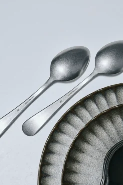 Coffret ménagère couverts 24 pièces en acier gris Surface - Serax