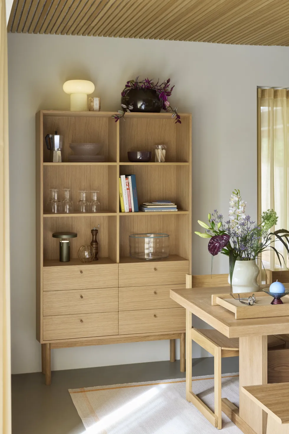 Commode en bois de chêne 110x35xh190cm Read - Hübsch