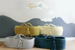 Couffin en crochet vert sauge et matelas Moses - Happy Moses