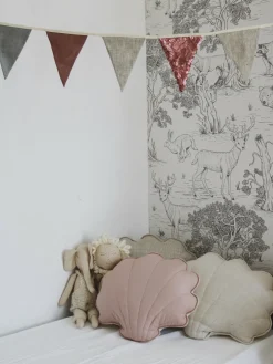 Coussin coquillage en lin rose poudré Shells - Moi Mili