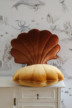 Coussin coquillage en velours perle cuivré Shells - Moi Mili