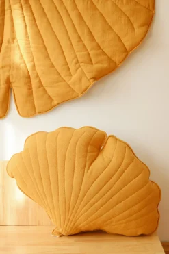 Coussin feuille de ginkgo en lin mango Ginkgo Bilboa - Moi Mili
