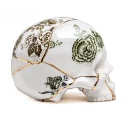 Crâne en porcelaine blanc et doré 21 × 15 × 16 cm Kintsugi Skull - Seletti