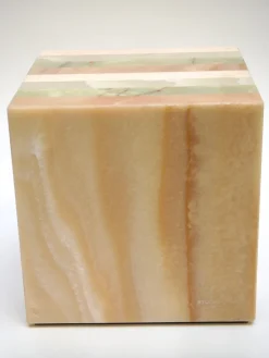 Cube en onyx 40x40x40cm Helena - Studio Gaïa