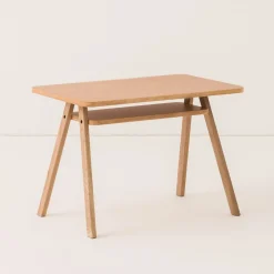 Ensemble bureau enfant avec 1 chaise en chêne massif naturel Growing Green - Nobodinoz
