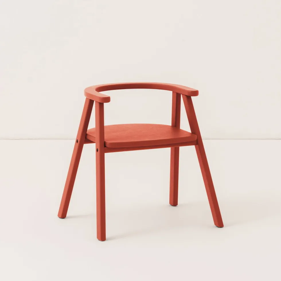 Ensemble bureau enfant avec 2 chaises en bois de hêtre massif rouge Growing Green - Nobodinoz