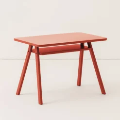 Ensemble bureau enfant avec 2 chaises en bois de hêtre massif rouge Growing Green - Nobodinoz