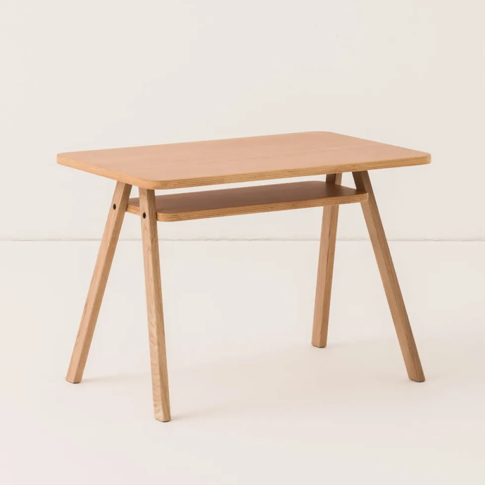 Ensemble bureau enfant avec 2 chaises en chêne massif Growing Green - Nobodinoz