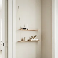 Etagère en chêne naturel et ferrure en laiton 60cm Stedge - Woud