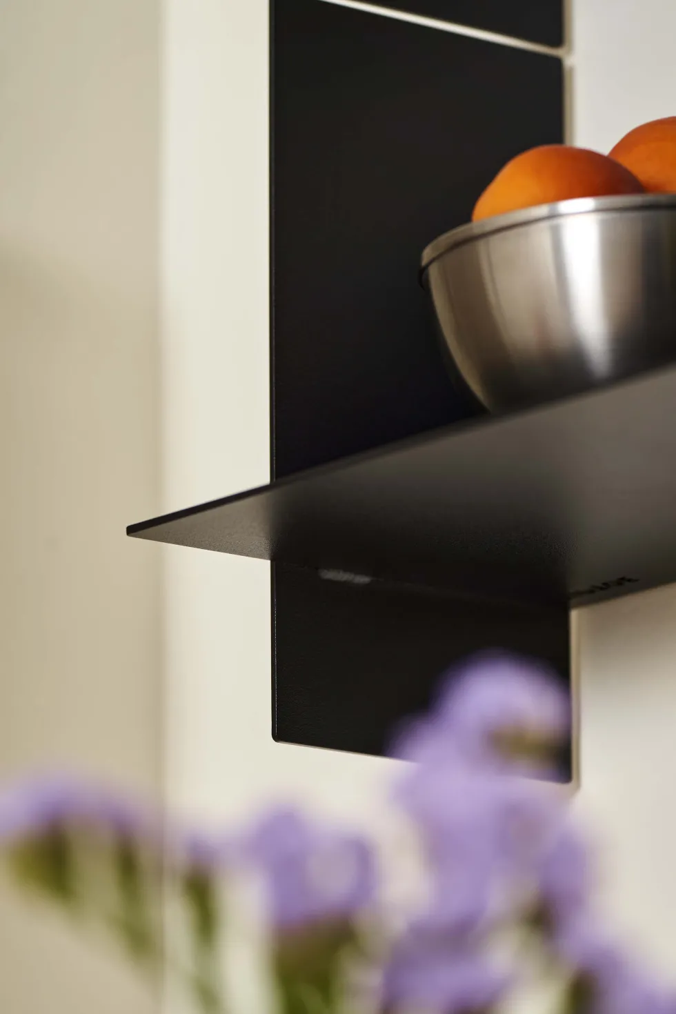 Etagère murale en acier noir graphite 45cm Pli - Tiptoe