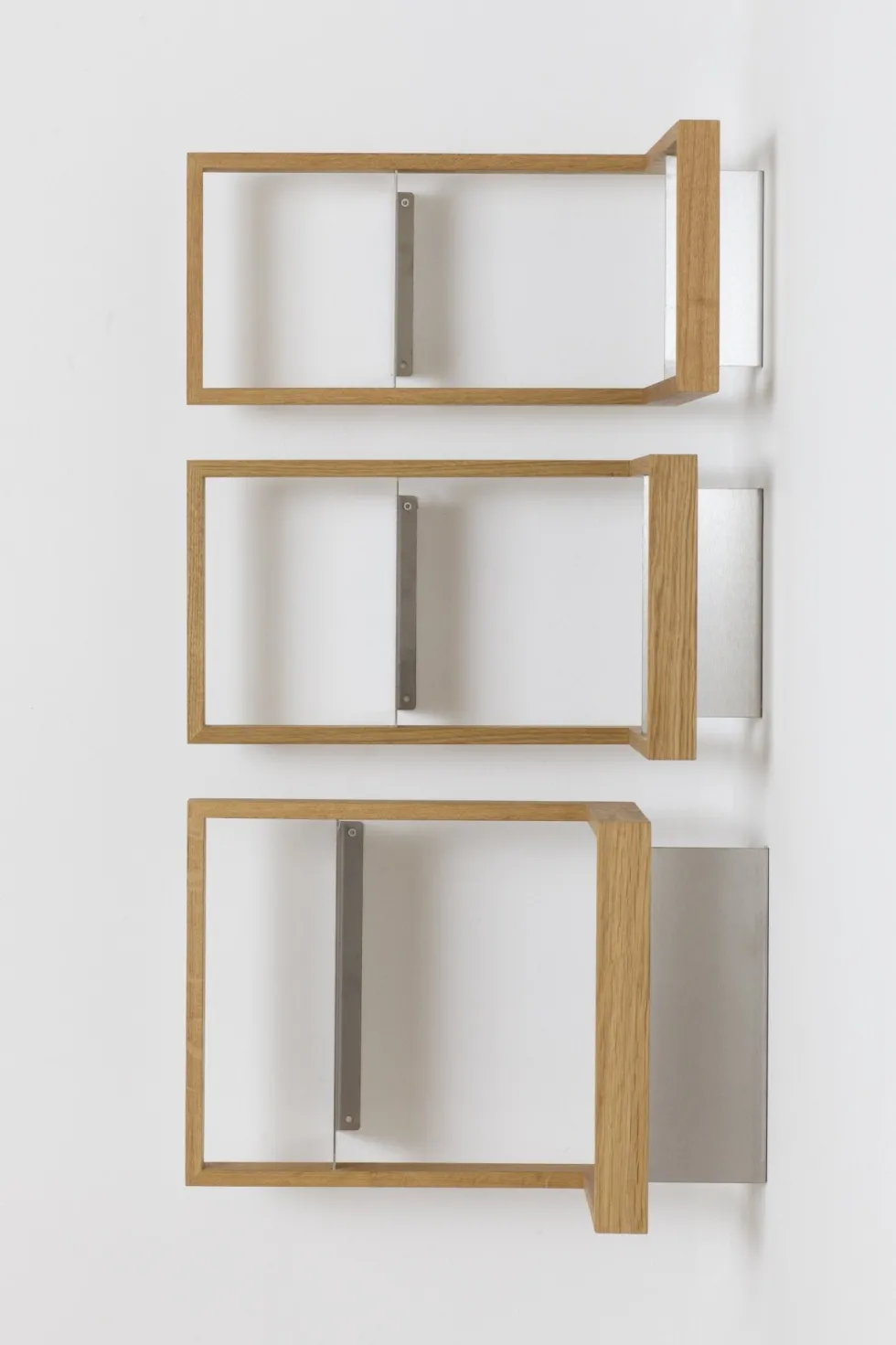 Etagère murale en bois de chêne naturel B-eck1 - Das kleine b