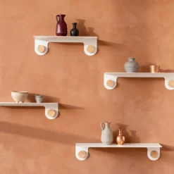 Etagère murale en chêne blanchi et acier blanc 60 cm - Gazzda