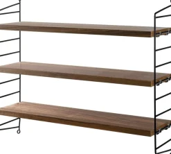 Etagères en noyer avec montants noirs String Pocket - String furniture