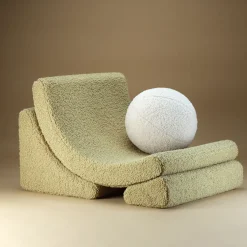 Fauteuil arrondit en sherpa bouclé matcha 80x65x55 Moon chair - Wigiwama