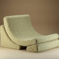 Fauteuil arrondit en sherpa bouclé matcha 80x65x55 Moon chair - Wigiwama