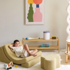 Fauteuil arrondit en sherpa bouclé matcha 80x65x55 Moon chair - Wigiwama
