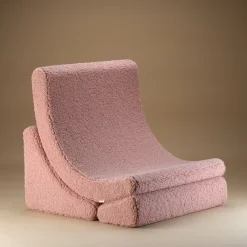 Fauteuil arrondit en sherpa bouclé rose 80x65x55 Moon chair - Wigiwama