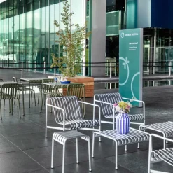 Fauteuil de jardin avec accoudoir en métal gris galvanisé Palissade - HAY