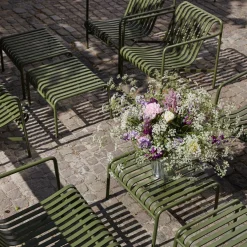 Fauteuil de jardin lounge en métal olive Palissade - HAY