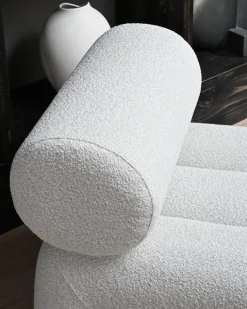 Fauteuil design en tissu bouclé blanc cassé Foku - 101 COPENHAGEN