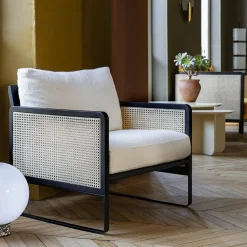 Fauteuil en bois noir et tissu bouclé blanc Cannage - RED Edition