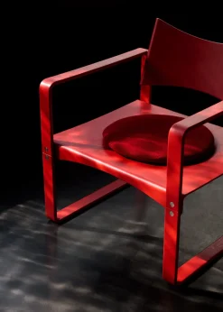 Fauteuil en bouleau laqué rouge 65,5x60x74cm 270F - Verpan