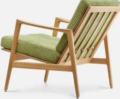 Fauteuil en chêne naturel et assise en velours vert Stefan lounge - 366 concept