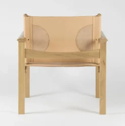 Fauteuil en cuir naturel et chêne Peglev - Objekto
