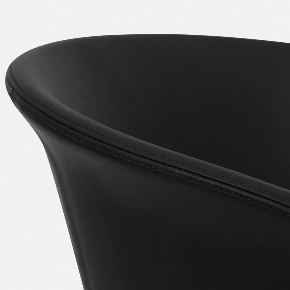 Fauteuil en cuir noir et piètement noir Kendo - Hem