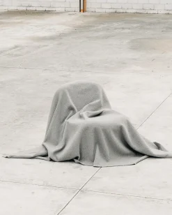 Fauteuil en laine bouclé gris foncé Alky - Anonima Castelli