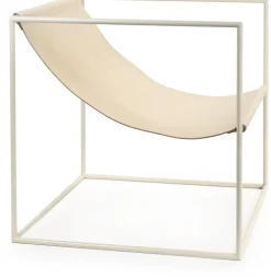 Fauteuil en métal blanc et cuir beige 62x62x61cm Solo Seat - valerie_objects
